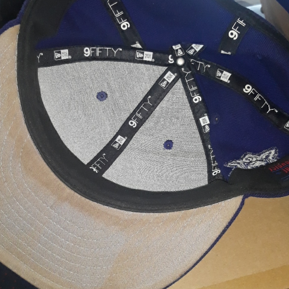 L.A. HAt - Picture 4 of 5